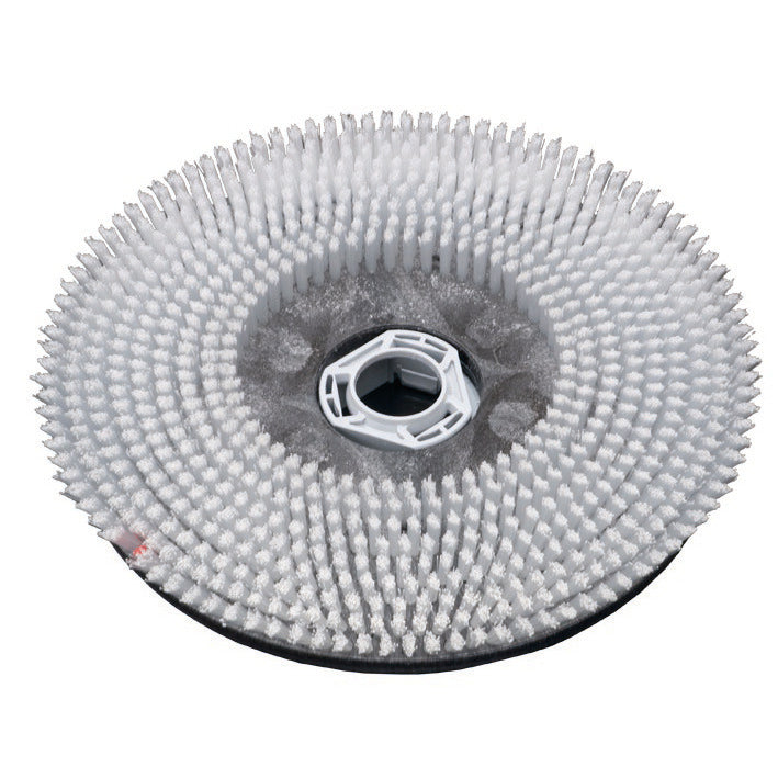 La brosse à récurer Diversey Nylon (43 cm) pour swingo 1850 & 4000 a des poils blancs denses en cercles concentriques avec un noyau en plastique. Illustré sur un fond blanc. 1 pièce, brosse à récurer standard de Diversey Deutschland GmbH & Co. OHG.