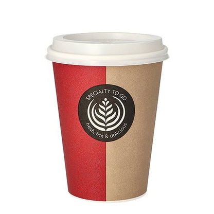 Le gobelet à emporter Starpak 10 est un gobelet à café jetable en papier avec un couvercle en plastique blanc, doté d'un design à fentes rouge-brun et d'une étiquette noire « SPECIALTY TO GO » avec illustration de gobelet et de feuille.