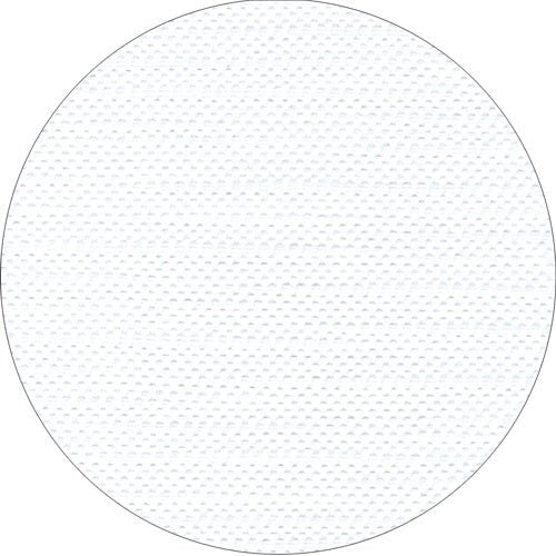 La nappe « ROYAL Collection » (120 x 180 cm) de PAPSTAR GmbH en tissu « ROYAL Collection » se distingue par une surface blanche avec un motif à pois uniforme, inspiré de la ROYAL Collection, sur un fond blanc simple.