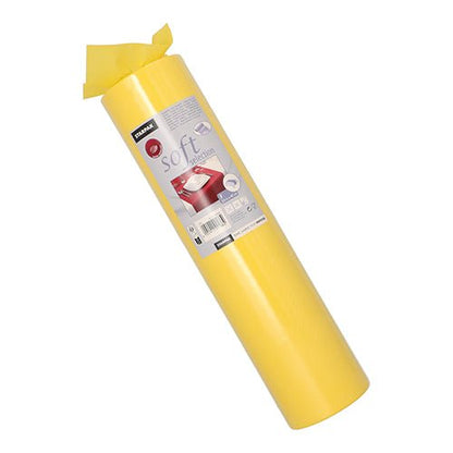 Un rouleau de chemin de table Starpak debout, non-tissé semblable à du tissu « soft selection » (24 m x 40 cm), partiellement déballé en haut, montre une étiquette produit avec des détails et une image d'un revêtement de sol rouge.