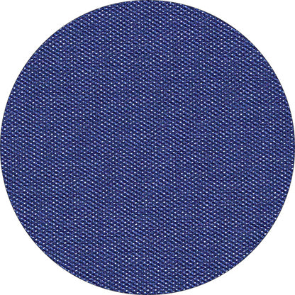 Un gros plan d'une nappe ronde bleue Starpak 20, non-tissé « Soft Selection Plus » (80 x 80 cm), montrant sa texture semblable à du tissu avec des fils tissés en détail.