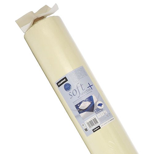 Un rouleau de nappe ivoire Starpak, ressemblant à du tissu, non-tissé "soft selection plus", avec des informations sur le produit, une assiette et une serviette, ainsi que des icônes montrant les caractéristiques de la nappe durable et le mode d'emploi.
