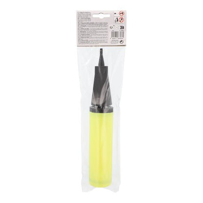 La PAPSTAR pompe pour ballons en aluminium de PAPSTAR GmbH est une pompe à main jaune (28x4,5 cm) qui convient parfaitement comme accessoire de fête. Elle est équipée d'une buse noire et est emballée dans un sac transparent avec une étiquette sur le dessus contenant des informations sur le produit et des consignes de sécurité.