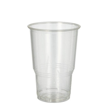 Le gobelet à boisson froide PLA "pure", transparent avec bord mousse (25 pièces) de PAPSTAR GmbH est posé sur un fond blanc et se présente comme un gobelet jetable écologique pour des choix durables.