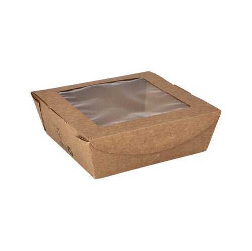 Les boîtes à délices rectangulaires PAPSTAR, marron avec fenêtre, 650 ml, "100% Équitable" (40 pièces) en film écologique de PAPSTAR GmbH sont idéales comme emballage jetable et se présentent sur fond blanc.