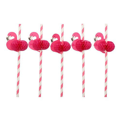 Cinq pailles en papier rose et blanc PAPSTAR 50, Ø 6 mm · 20 cm de la société PAPSTAR GmbH avec décoration de flamant rose, disposées en ligne. Ces pailles en papier écologiques sont biodégradables.