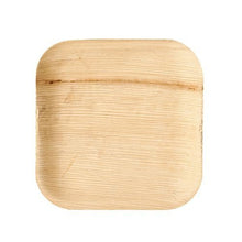 Le PAPSTAR Assiette en feuille de palmier « pure », carrée (18 x 18 cm), respectueuse de l'environnement, de PAPSTAR GmbH, se présente avec un grain apparent et des coins arrondis sur fond blanc ; 25 pièces par carton.
