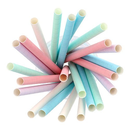 Les pailles en papier PAPSTAR Bubble Tea disposées en cercle (Ø 12 mm, 20 cm, assorties de couleurs) de PAPSTAR GmbH montrent leurs extrémités ouvertes en vue de dessus; les couleurs vives ajoutent une touche ludique à tout environnement. Contient 200 pièces.