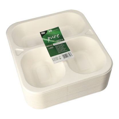 Un pack de 50 assiettes blanches PAPSTAR en canne à sucre (4,2 x 24,5 x 26,5 cm), en trois parties, écologique et portant l'inscription « pure » - parfait comme emballage alimentaire durable.