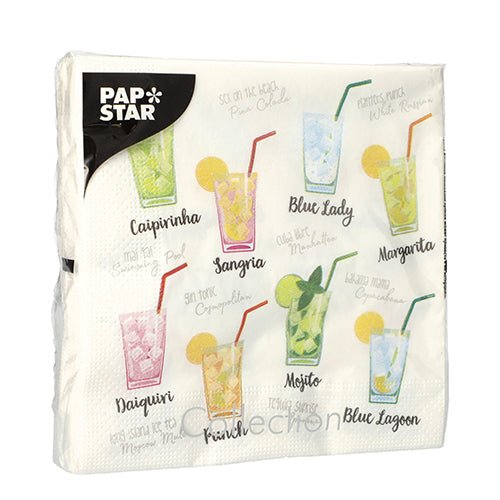 Le set de design 5 de 20 serviettes (33x33 cm, 3 plis, 1/4 pli) de la PAPSTAR GmbH présente des illustrations de cocktails colorées, étiquetées avec des noms tels que Caipirinha, Mojito, Margarita et plus.