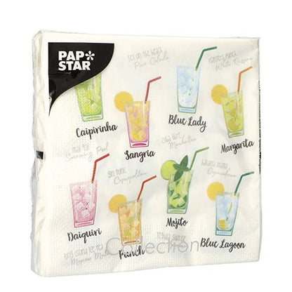 Le set de design 5 de 20 serviettes (33x33 cm, 3 plis, 1/4 pli) de la PAPSTAR GmbH présente des illustrations de cocktails colorées, étiquetées avec des noms tels que Caipirinha, Mojito, Margarita et plus.