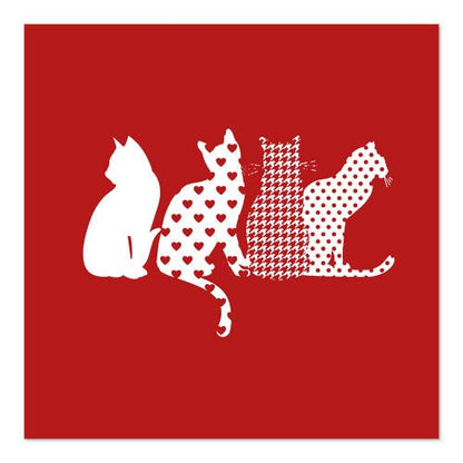 Quatre silhouettes de chats blancs - unies, cœurs, pied-de-poule, pois - sont assises de gauche à droite sur un fond rouge. PAPSTAR 20 serviettes, 33x33 cm, 3 épaisseurs, 1/4 pli rouge de PAPSTAR GmbH.