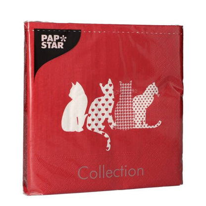 Les PAPSTAR 20 serviettes (33x33 cm, 3 épaisseurs, rouge) de la PAPSTAR GmbH présentent quatre silhouettes de chats blancs dans différents designs, ajoutant ainsi une touche ludique à la table dressée.