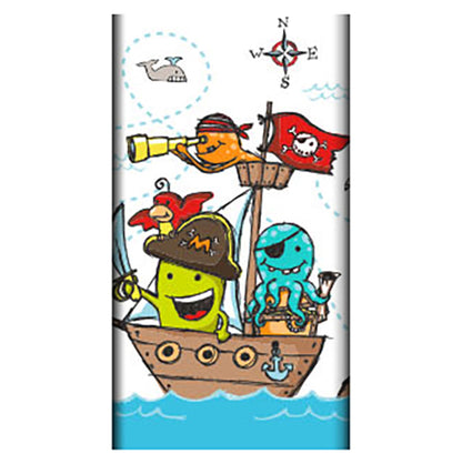 Bateau pirate de dessin animé avec des créatures marines joyeuses, y compris une figure jaune, un oiseau rouge et une pieuvre bleue. Avec baleine et compas – idéal comme PAPSTAR nappe, papier (120 x 180 cm) de la PAPSTAR GmbH pour une décoration de table élégante.