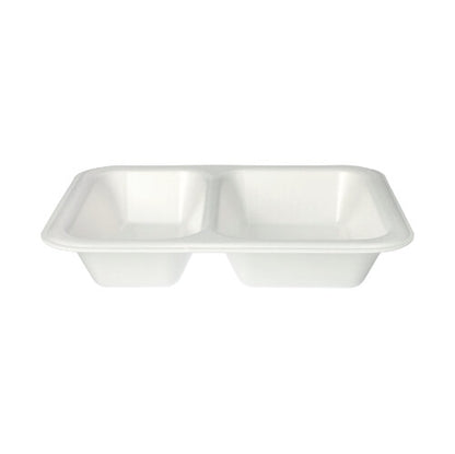 Les Starpak 100 barquettes scellées sont un plateau alimentaire XPS blanc rectangulaire avec deux compartiments et un design laminé en deux parties de Starpak. Photographié sur un fond blanc simple.