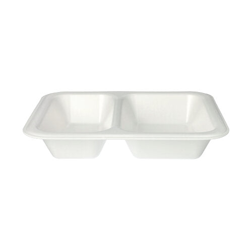 Les Starpak 100 barquettes scellées, un plateau alimentaire XPS blanc rectangulaire avec deux compartiments et une surface laminée de Starpak, sont présentées sur un fond blanc simple.