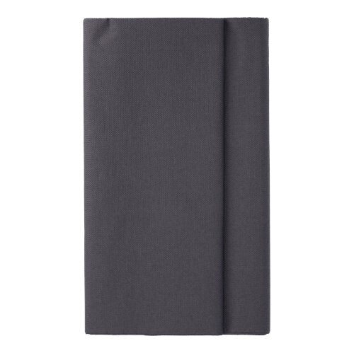 Une simple nappe gris foncé PAPSTAR de la ROYAL Collection (120 cm x 180 cm, tissu) de PAPSTAR GmbH est soigneusement pliée devant un fond blanc.