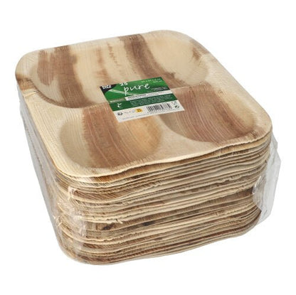 Une pile de 25 PAPSTAR bols scellés en feuille de palmier "pure" carrés de PAPSTAR GmbH, fabriqués en feuille de palmier écologique et biodégradable, emballés dans un film transparent et munis d'une étiquette verte et blanche.