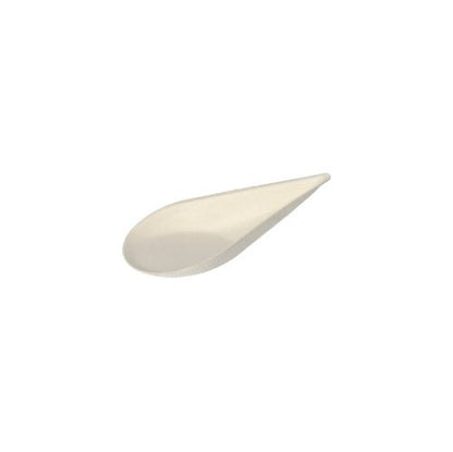 Un seul, blanc PAPSTAR Assiette à amuse-bouches en canne à sucre « pure » de PAPSTAR Une société à responsabilité limitée (GmbH) sur un fond blanc uni.