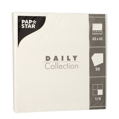 Un paquet de PAPSTAR 20 serviettes "DAILY Collection" 1/4-pli, 32 x 32 cm, blanc de PAPSTAR GmbH – idéal pour la décoration de table. Les détails de taille et de pli sont indiqués sur le devant de l'emballage.