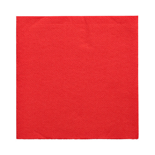 Eine rote PAPSTAR 1/4-Falz-Serviette (32x32 cm) aus der „DAILY Collection“ der PAPSTAR GmbH ist flachliegend auf weißem Untergrund abgebildet und weist ein dezentes Strukturmuster auf – ideal für eine moderne Tischdekoration.