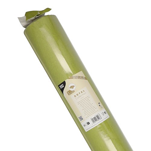 Un rouleau de nappe PAPSTAR, semblable à du tissu, PV-Tissue Mix « ROYAL Collection » (20 m x 1,18 m) de la PAPSTAR GmbH est représenté verticalement en vert clair avec une surface brillante. Une étiquette beige avec les détails du produit est attachée; le dessus du rouleau est légèrement déballé.