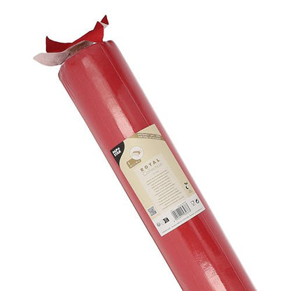 Un rouleau de nappe « ROYAL Collection » de la société PAPSTAR GmbH, 20 m x 1,18 m, de couleur rouge avec une étiquette beige et un bord supérieur partiellement enroulé, en mélange de PV-Tissue de haute qualité pour une sensation semblable à du tissu.