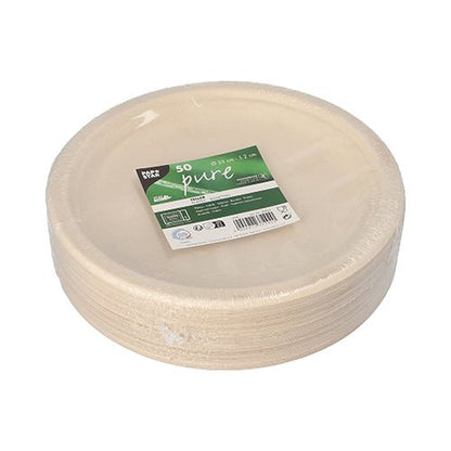 Un paquet de 50 assiettes rondes beiges PAPSTAR en canne à sucre "pure" de la PAPSTAR GmbH, emballé dans un plastique transparent avec une étiquette verte et blanche - l'assiette jetable écologique parfaite pour des rassemblements durables.