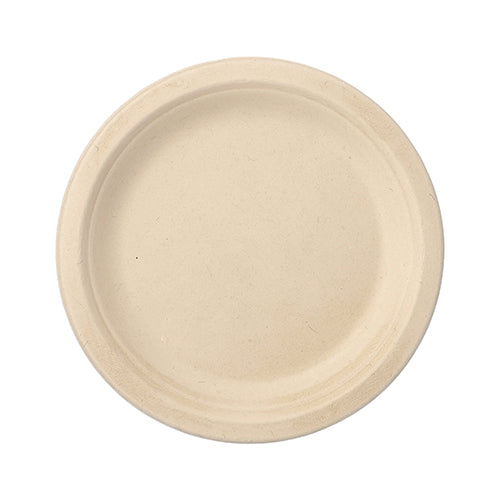 Les 12 assiettes canne à sucre "pure" non divisées de PAPSTAR GmbH sont des assiettes rondes et beiges avec une surface lisse et un bord plat. Sur fond blanc, elles sont respectueuses de l'environnement - parfaites pour toute rencontre soucieuse de l'environnement.