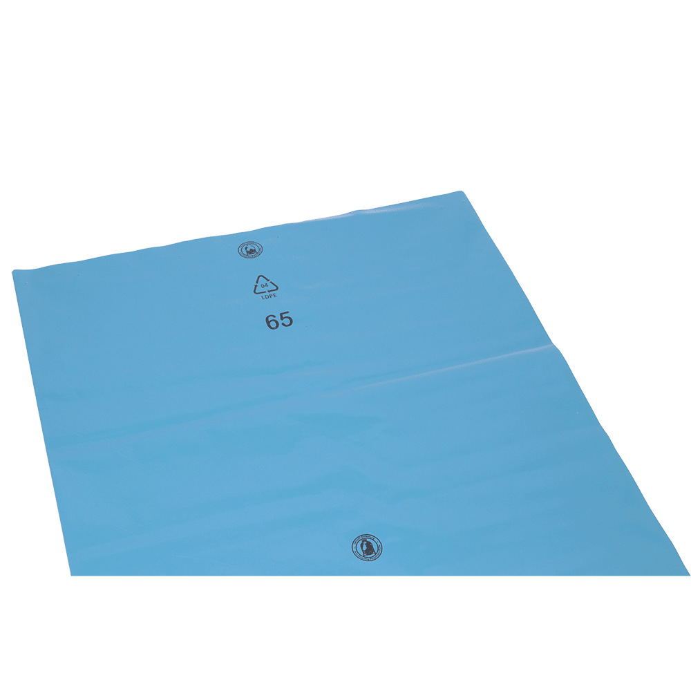 Les sacs à déchets EMIL DEISS KG en LDPE recyclé de 140 l sont des sacs en plastique bleu plats et rectangulaires avec un symbole de recyclage circulaire noir "65", idéaux pour l'élimination des déchets respectueuse de l'environnement. Livrés en 150 rouleaux par carton.