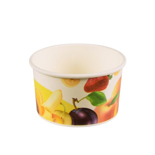 Le gobelet à glace Starpak 50, carton rond de Starpak est un gobelet à glace blanc et écologique avec des bananes, fraises, prunes et pêches dans un motif fruité coloré sur un fond jaune et blanc.
