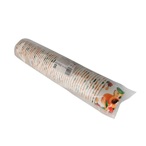 Un emballage plastique scellé avec 50 gobelets à glace Starpak, carton rond de Starpak, avec une pile de gobelets en carton jetables avec motif de fruits, représentés couchés sur le côté devant un fond blanc simple.