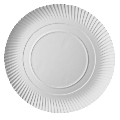 Le PAPSTAR GmbH PAPSTAR 100 assiettes, carton "pure" rond est une assiette en carton blanc simple et durable avec une forme ronde et un bord cannelé surélevé ; illustré dans une photo vue de dessus sur fond blanc.