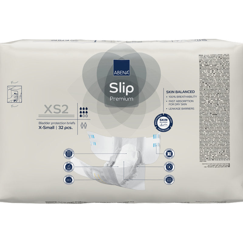 Un paquet scellé de ABENA Slip Premium de Abena Re-Seller GmbH, taille X-Small, contient 32 slips. Sur le devant figurent les principales caractéristiques et un diagramme, ce qui le rend idéal pour une prise en charge efficace de l'incontinence.