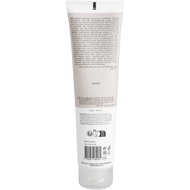 Le dos d'un tube blanc de crème pour la peau Abena Re-Seller GmbH de 150 ml (carton, 12 paquets) pour peaux sèches affiche une liste d'ingrédients avec des ingrédients naturels, des instructions d'application, des symboles de recyclage et des informations produit multilingues. Fabriqué en Suède.