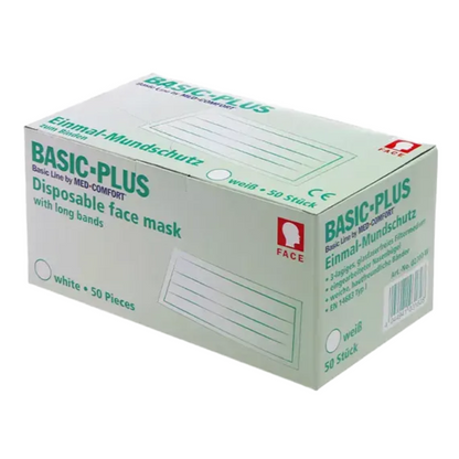 Une boîte blanche avec l'inscription « AMPri BASIC-PLUS OP Masque 3-plis. Type II à nouer » en écriture verte de AMPri Handelsgesellschaft mbH. La boîte contient 50 masques respiratoires médicaux jetables blancs avec de longs rubans. Les informations sur le produit sont affichées en anglais et en allemand, y compris les textes « Masque jetable » et « 50 pièces ».