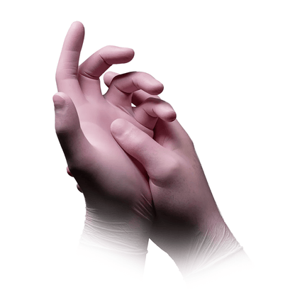 Un couple de mains portant des gants en nitrile AMPri STYLE STRAWBERRY sans poudre de MED-COMFORT, Rose, de la société AMPri Handelsgesellschaft mbH est illustré. Une main serre doucement l'autre poignet devant un fond blanc simple.