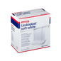 Une boîte de pansements BSN Leukoplast® soft white de 6 cm x 5 m de BSN Medical GmbH est conçue pour les professionnels. L'emballage est orné d'accents rouges et bleus et contient des informations sur le produit en plusieurs langues, ce qui souligne la réputation du pansement comme un pansement fiable pour tous vos besoins.
