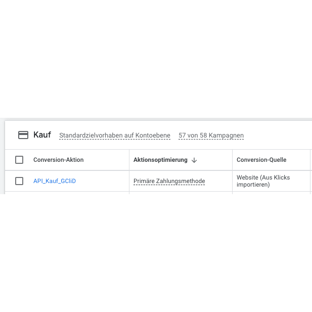 Capture d'écran d'une interface numérique affichant les paramètres d'achat pour les campagnes du téléchargement de conversion hors ligne de Weclapp à Google, avec des options pour l'action de conversion, l'optimisation de l'action et la source de conversion, présentée en allemand par Altruan.