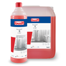 Eine rote Flasche und ein größerer roter Behälter, beide mit dem Logo der BUZIL-WERK Wagner GmbH & Co. KG und „Buzil Bucazid® S G 467 Sanitärreiniger mit Geruchsblocker“, zeigen Bilder eines Badezimmers mit Toilette und Waschbecken. Dieser leistungsstarke Reiniger verwendet Amidosulfonsäure für eine verbesserte Reinigungswirkung. Die Flasche enthält 1 Liter, während der Behälter größer ist.