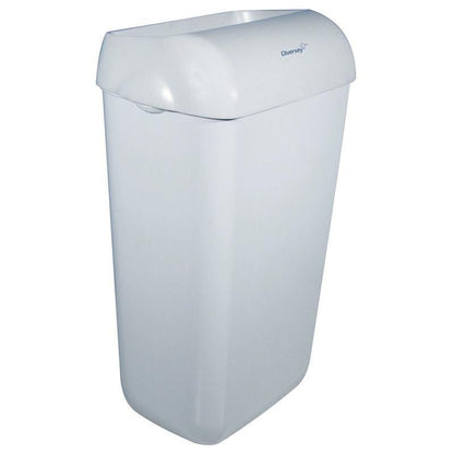 Un conteneur à déchets mural rectangulaire blanc avec couvercle à demi-ouvert (23 L) de Diversey Deutschland GmbH & Co. OHG porte le nom de la marque en lettres bleues dans le coin supérieur droit.