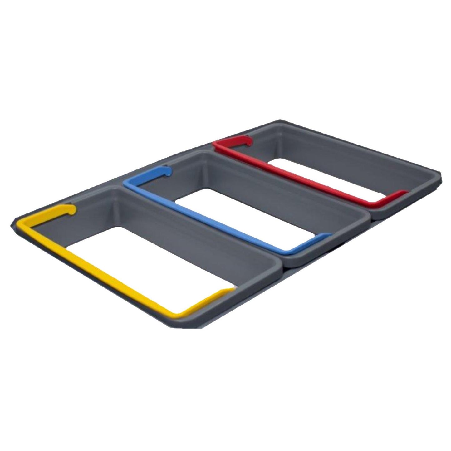 Trois Di Protect gris de tri des déchets triple de Diversey, pour chariot TASKI Protect, sont côte à côte avec des bordures jaunes, bleues et rouges (de gauche à droite) sur fond blanc. L'emballage contient 1 pièce.