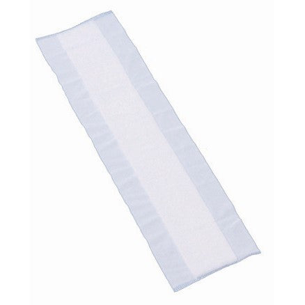 Le chiffon à poussière TASKI flortex V3 de Diversey Deutschland GmbH & Co. OHG est une serpillière rectangulaire blanche avec des bords bleu clair en matériau de haute qualité - parfait pour le nettoyage en profondeur des surfaces.