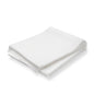 Un paquet de 100 chiffons à poussière TASKI (60 x 25 cm, imprégnés d'huile) de Diversey Deutschland GmbH & Co. OHG est soigneusement empilé sur une surface blanche - idéal pour l'entretien quotidien et l'élimination de la poussière sur les sols revêtus et non revêtus.