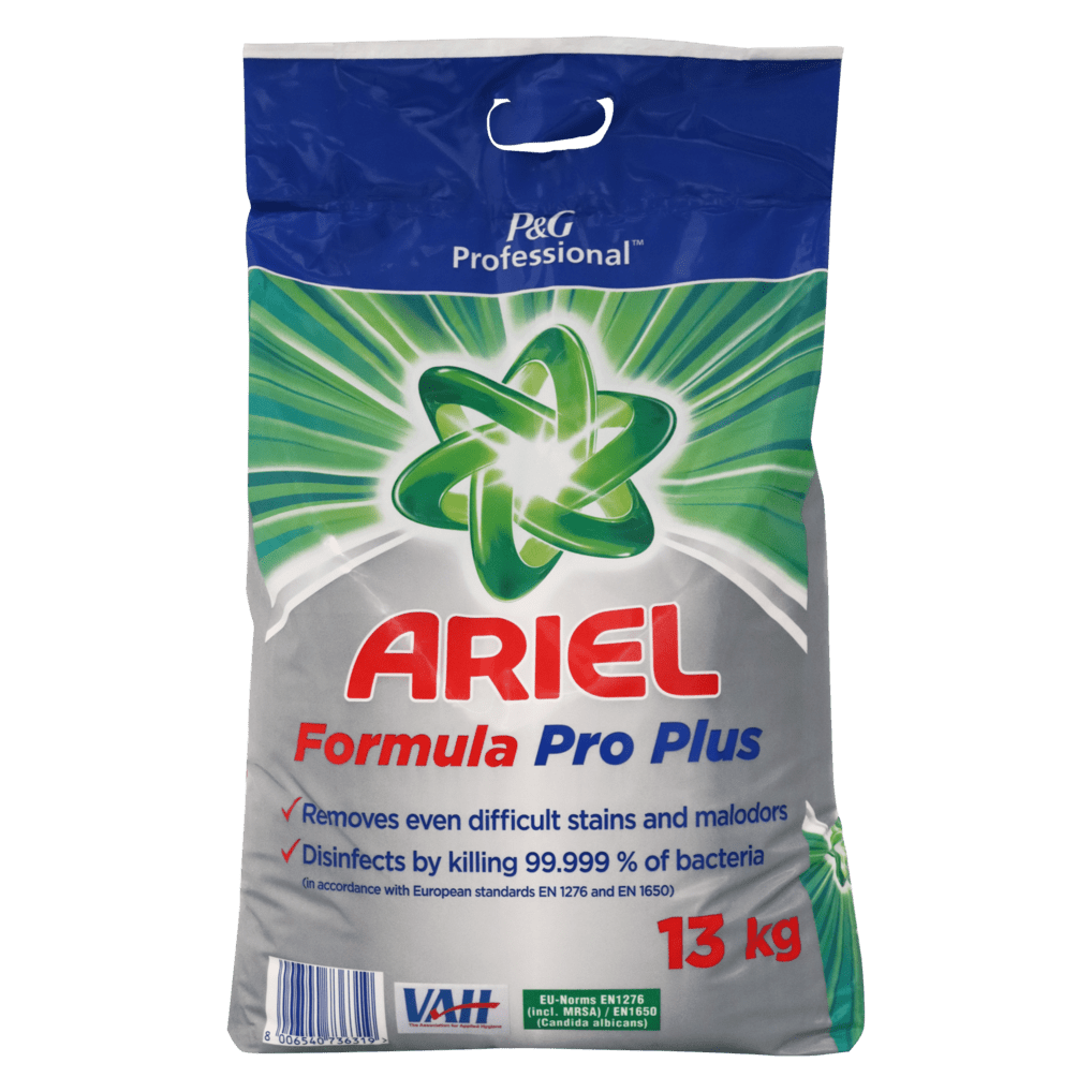 Ein 13-kg-Sack Dr. Schnell ARIEL Formula Pro PLUS Desinfektions-Vollwaschmittel von DR.SCHNELL GmbH & Co. KGaA entfernt Flecken, tötet 99,999% der Bakterien ab und sorgt für professionelle Wäschehygiene. Blau-silbernes Design mit grünem Stern-Logo und rotem Text.