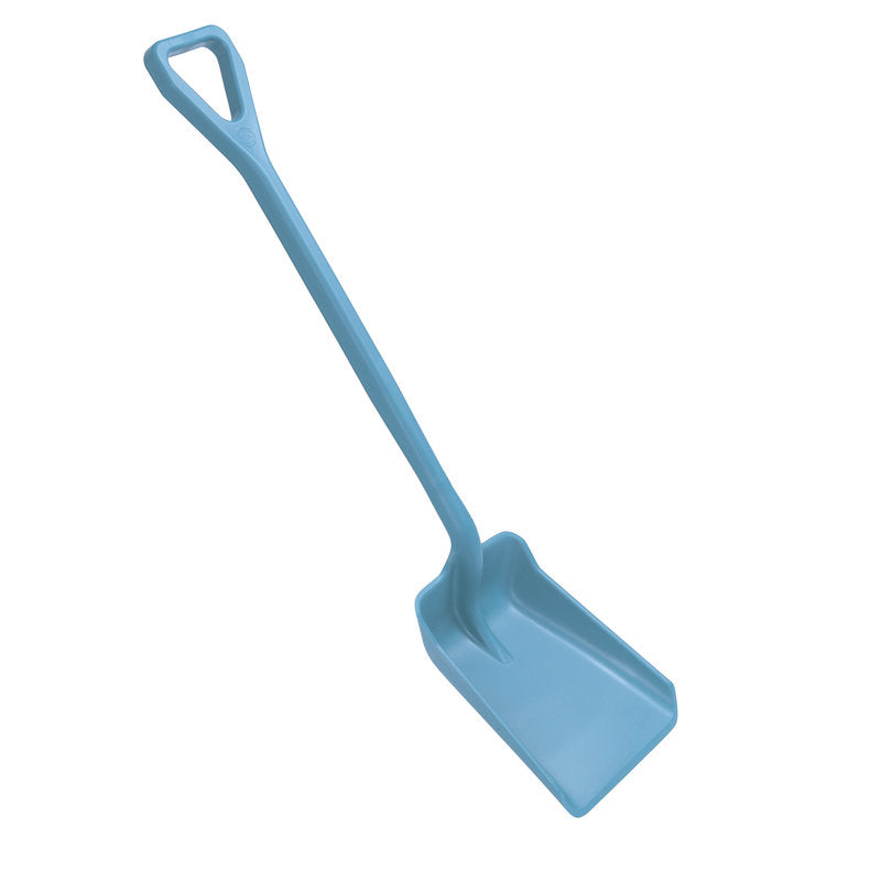 Die SCHAUFEL KLEIN, EINTEILIG, PP (355x255x1050mm) von Haug Bürsten KG ist eine hellblaue Polypropylen-Schaufel mit rechteckiger Schaufel und D-förmigem Stiel, die diagonal auf weißem Grund dargestellt ist.