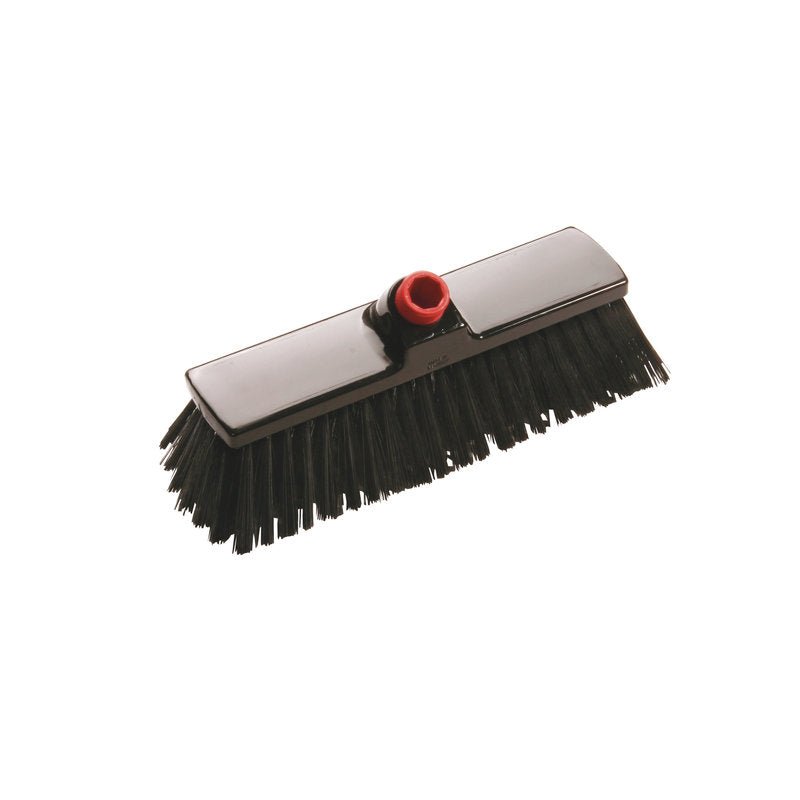 Le balai de garage IN-UP HOF-U.GARAGENBESEN de Haug Bürsten KG a des poils en polyester noirs rigides et un corps en plastique rectangulaire (300x70x65mm) avec un embout rouge - parfait comme balai de garage pour le nettoyage des garages, illustré sur fond blanc.