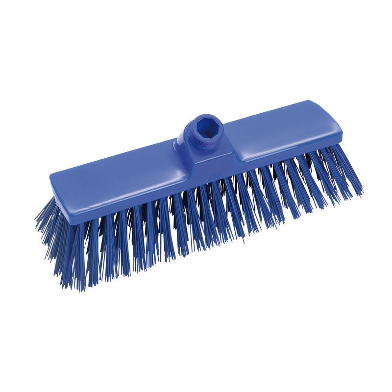 Un BALAI rectangulaire bleu, PBT DUR, 300x70x65mm de Haug Bürsten KG avec un trou central pour le manche et des poils robustes, idéal pour un nettoyage en profondeur, illustré sur fond blanc.