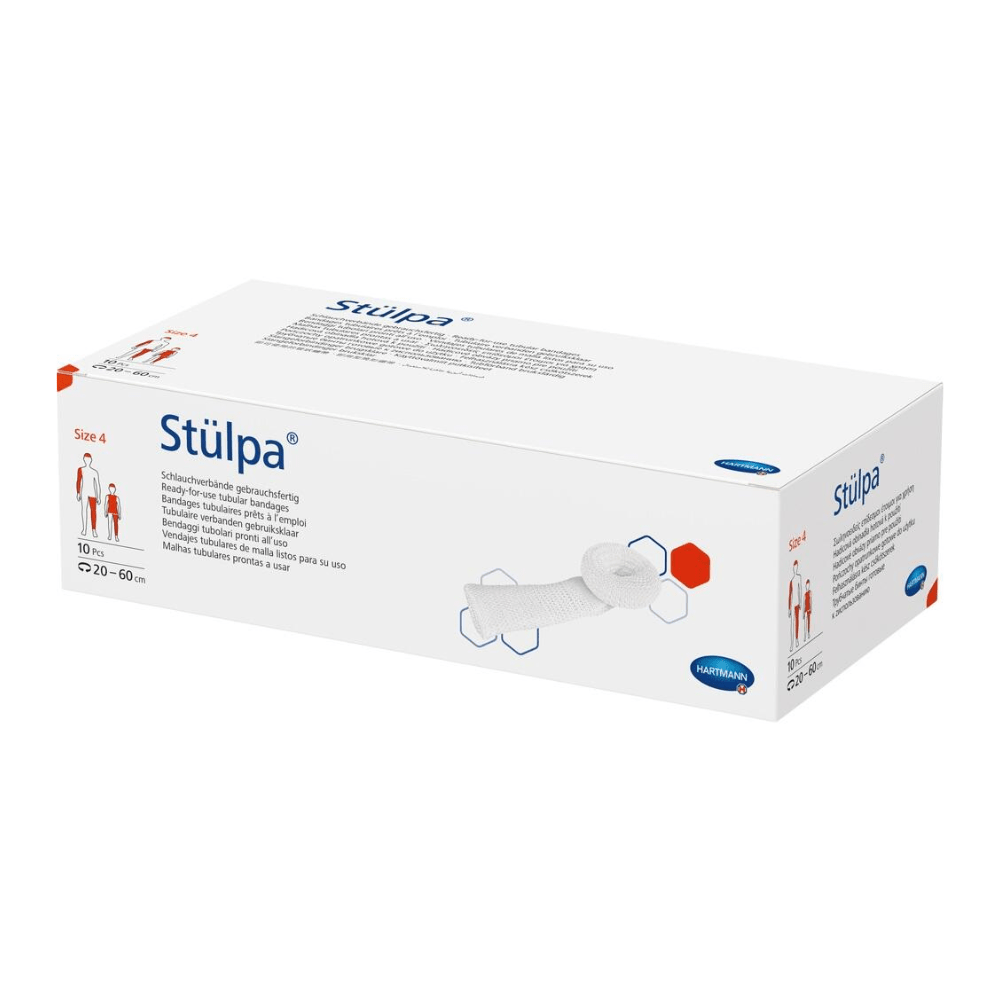 Une boîte de produit pour le bandage tubulaire Hartmann Stülpa® - En vrac dans le carton Taille 4 de Paul Hartmann AG avec des designs bleus et rouges, du texte informatif, des symboles pour démontrer l'application sur les jambes avec des mesures et le logo Hartmann.