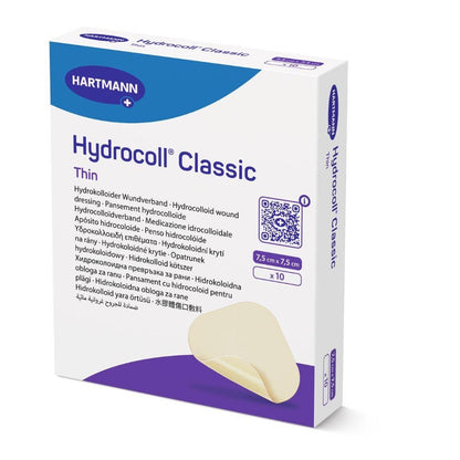 Une boîte de pansements stériles Hydrocoll® Classic Thin de Paul Hartmann AG, 7,5 x 7,5 cm, 10 pièces par boîte, scellées individuellement. Emballage blanc-bleu avec texte multilingue.